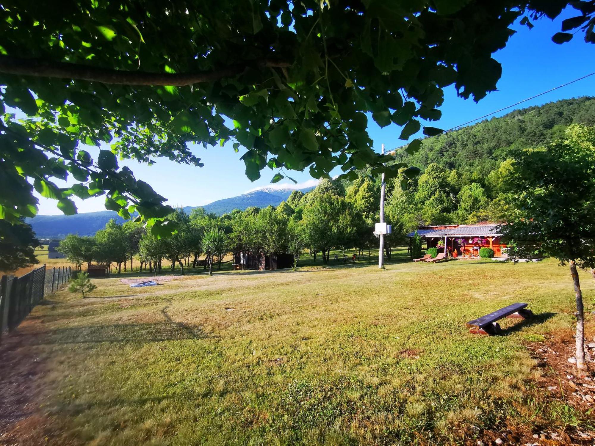 Holiday Home La Sierra Korenica Exterior photo